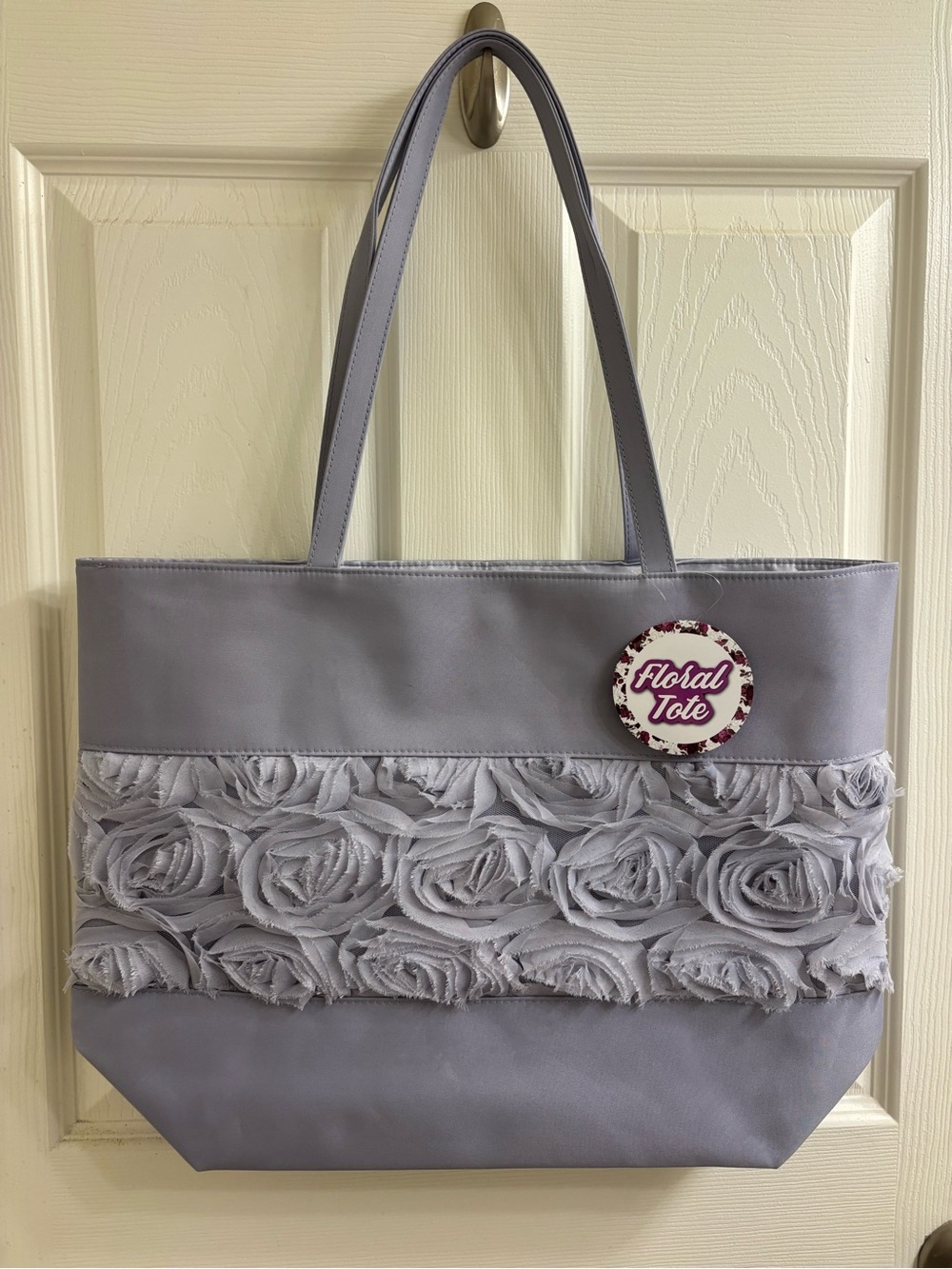 Large floral appliqué tote - NWT